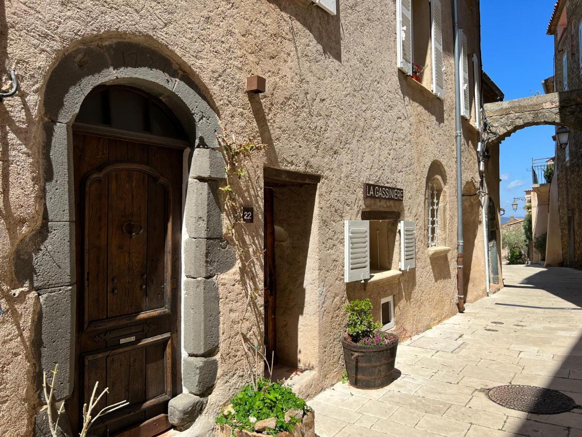 La Gassiniere Bed & Breakfast Exterior photo